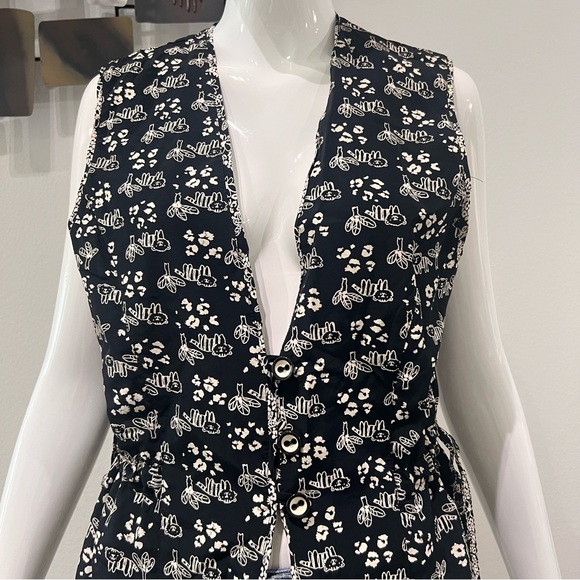 Vintage Howard Wolf Dallas Sleeveless Blouse Vest Black Monochrome Floral Prints - Picture 3 of 13